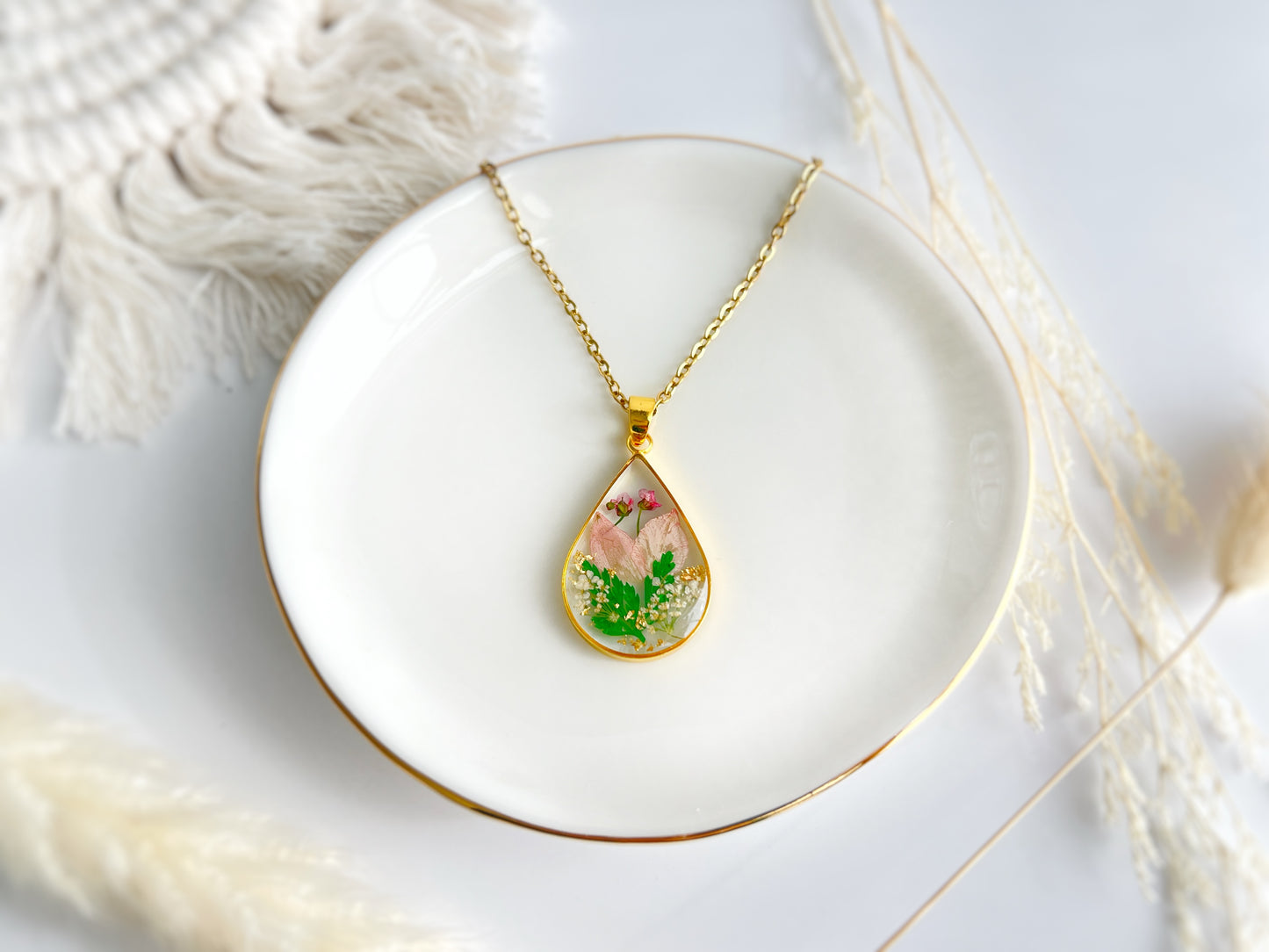 January Birth Flower Necklace